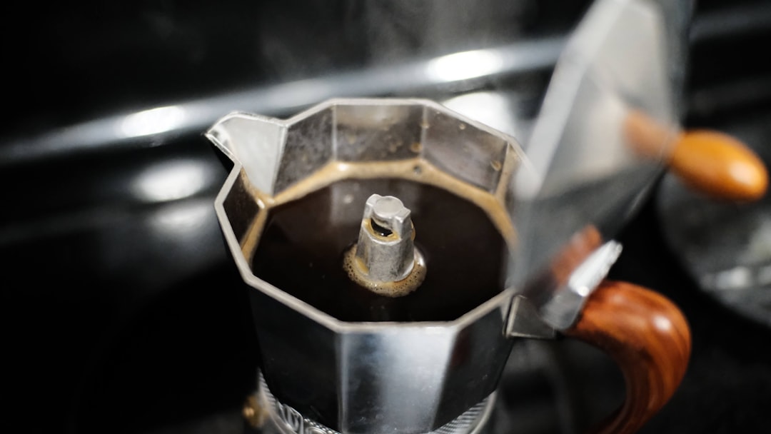 Brewing like it's 1933 Moka Pot
