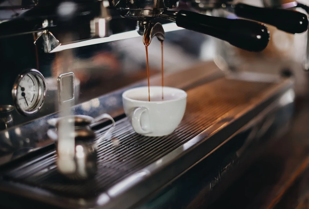 Ristretto vs Long Shot: The Guide to Espresso Extraction Comparison