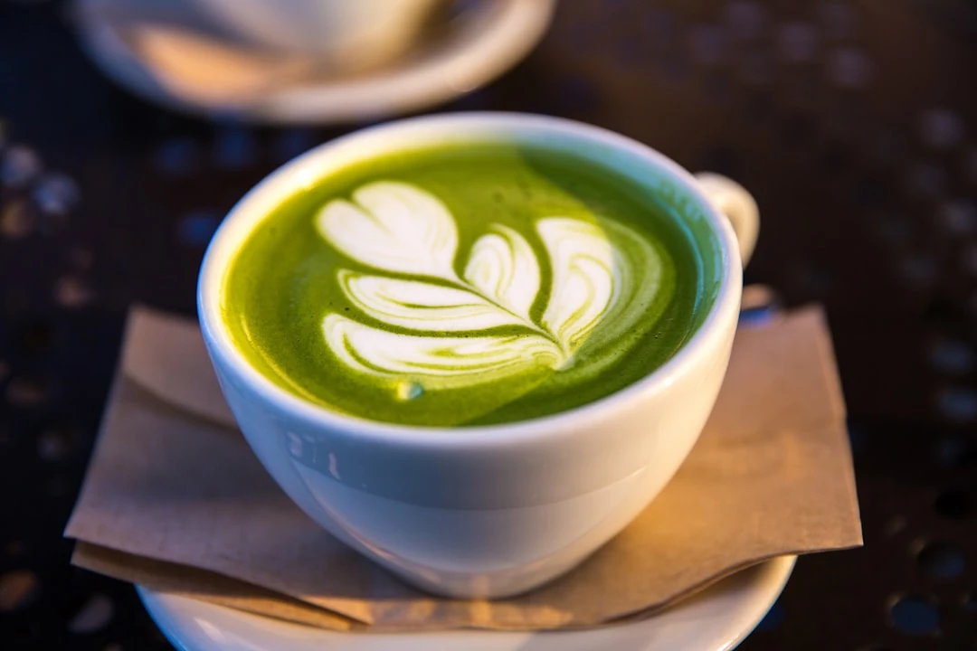 Coffee vs Matcha: Which Brew Wins for Health & Energy?