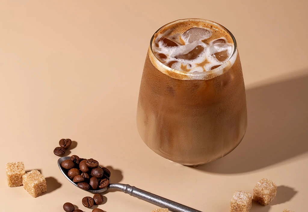 Iced Coffee vs. Cold Brew: Unveiling the Perfect Chilled Coffee Experience